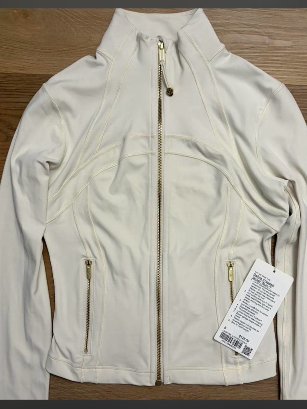 Lululemon Define Cropped Jacket NWT 6